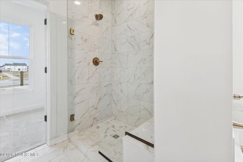 Tiny photo for 112 Kinloch Drive, Perrysburg, OH 43551 (MLS # 10003022)