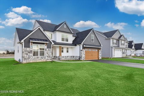 Tiny photo for 112 Kinloch Drive, Perrysburg, OH 43551 (MLS # 10003022)