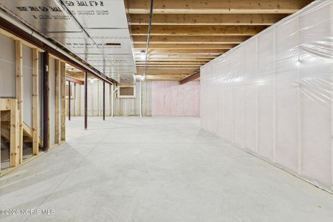 Tiny photo for 112 Kinloch Drive, Perrysburg, OH 43551 (MLS # 10003022)