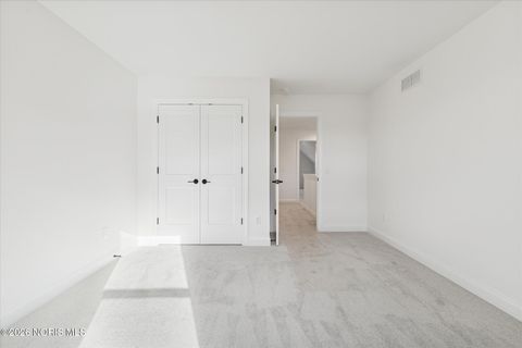 Tiny photo for 112 Kinloch Drive, Perrysburg, OH 43551 (MLS # 10003022)