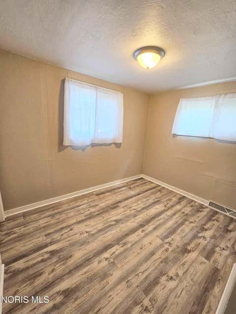Tiny photo for 3327 Knoll Avenue, Toledo, OH 43615 (MLS # 10010771)