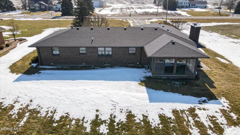 Tiny photo for 5531 Brown Road, Oregon, OH 43616 (MLS # 10004060)