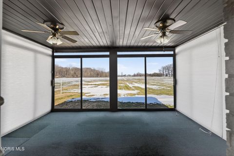 Tiny photo for 5531 Brown Road, Oregon, OH 43616 (MLS # 10004060)