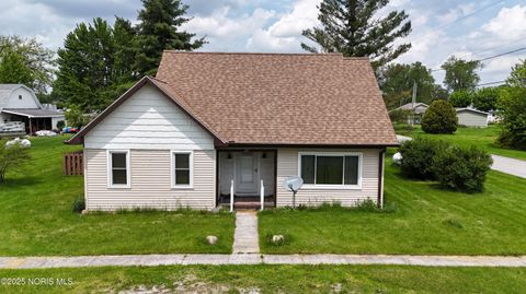 Tiny photo for 203 E Ash Street, Continental, OH 45831 (MLS # 10001968)