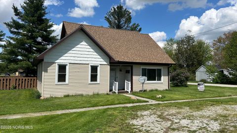 Tiny photo for 203 E Ash Street, Continental, OH 45831 (MLS # 10001968)