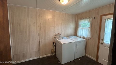 Tiny photo for 203 E Ash Street, Continental, OH 45831 (MLS # 10001968)