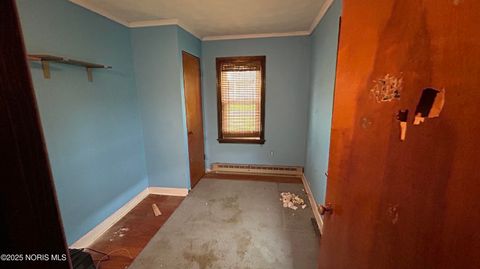 Tiny photo for 203 E Ash Street, Continental, OH 45831 (MLS # 10001968)