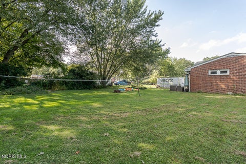 Tiny photo for 931 Harrow Road, Toledo, OH 43615 (MLS # 10013373)