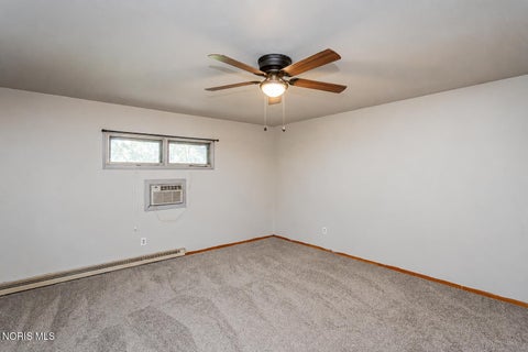 Tiny photo for 931 Harrow Road, Toledo, OH 43615 (MLS # 10013373)
