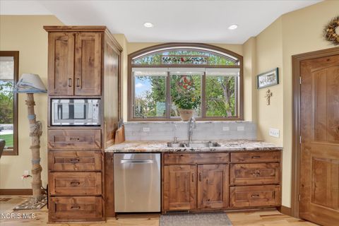 Tiny photo for 12201 Lagoon Drive, Curtice, OH 43412 (MLS # 10007420)