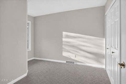 Tiny photo for 3127 Evergreen Road, Toledo, OH 43606 (MLS # 10011720)
