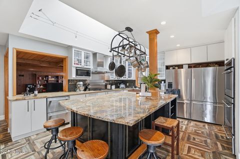 Tiny photo for 4910 Rolandale Avenue, Toledo, OH 43623 (MLS # 10004956)