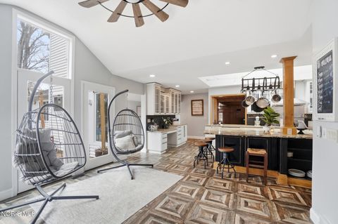 Tiny photo for 4910 Rolandale Avenue, Toledo, OH 43623 (MLS # 10004956)