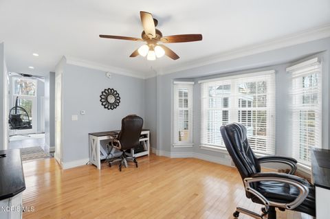 Tiny photo for 4910 Rolandale Avenue, Toledo, OH 43623 (MLS # 10004956)