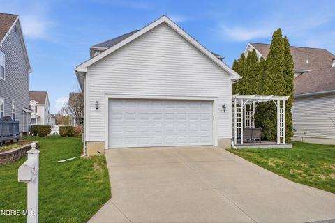 Tiny photo for 7135 Elli Harbour Lane, Maumee, OH 43537 (MLS # 10008036)