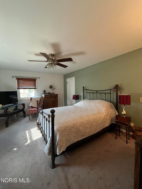 Tiny photo for 236 Ponderosa Drive, Oregon, OH 43616 (MLS # 10010011)