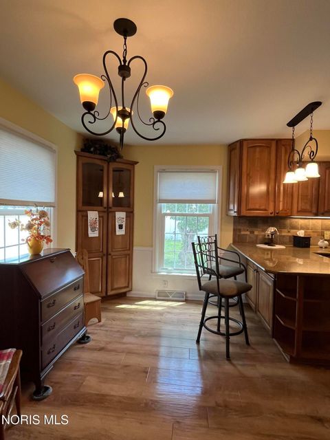 Tiny photo for 236 Ponderosa Drive, Oregon, OH 43616 (MLS # 10010011)