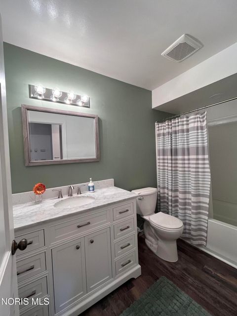 Tiny photo for 236 Ponderosa Drive, Oregon, OH 43616 (MLS # 10010011)