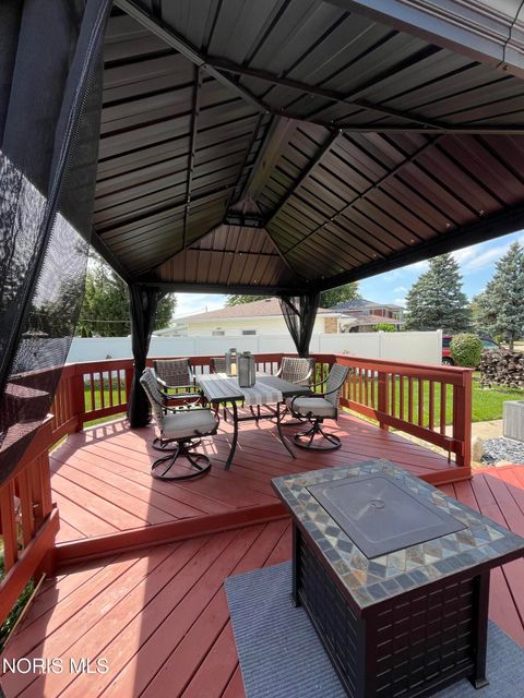 Tiny photo for 236 Ponderosa Drive, Oregon, OH 43616 (MLS # 10010011)