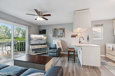 Tiny photo for 8864 W Canada Goose Court, Oak Harbor, OH 43449 (MLS # 10006430)