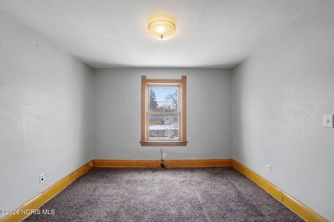Tiny photo for 31 Nevada Street, Toledo, OH 43605 (MLS # 10003848)