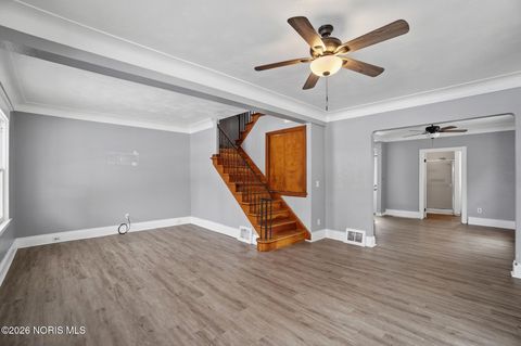 Tiny photo for 31 Nevada Street, Toledo, OH 43605 (MLS # 10003848)