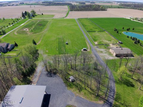 Tiny photo for 3600 Orange Township Road 27, Bluffton, OH 45817 (MLS # 10006864)