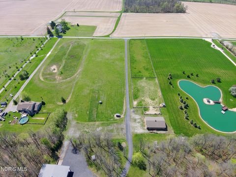 Tiny photo for 3600 Orange Township Road 27, Bluffton, OH 45817 (MLS # 10006864)