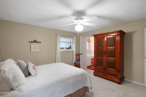 Tiny photo for 2859 County Road H, Swanton, OH 43558 (MLS # 10007544)