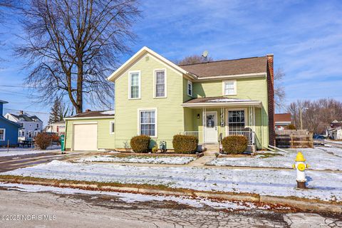 Tiny photo for 508 Short Elm Street, Fostoria, OH 44830 (MLS # 10002444)
