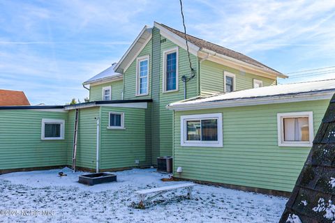 Tiny photo for 508 Short Elm Street, Fostoria, OH 44830 (MLS # 10002444)