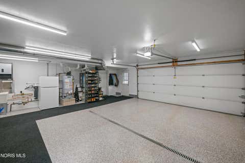Tiny photo for 2004 King Road, Toledo, OH 43617 (MLS # 10012064)