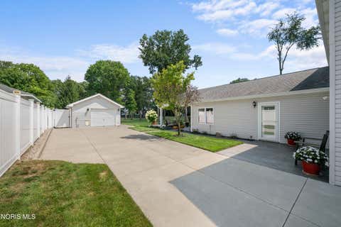 Tiny photo for 2004 King Road, Toledo, OH 43617 (MLS # 10012064)