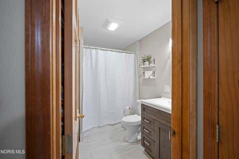 Tiny photo for 2004 King Road, Toledo, OH 43617 (MLS # 10012064)