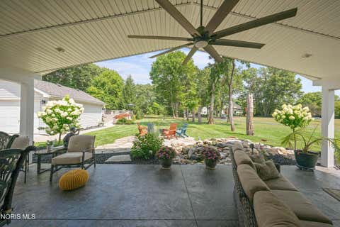 Tiny photo for 2004 King Road, Toledo, OH 43617 (MLS # 10012064)
