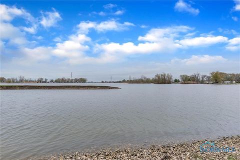 Tiny photo for 4889 N State Route 2, Oak Harbor, OH 43449 (MLS # 10006181)