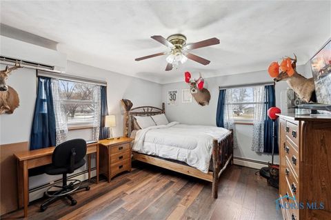 Tiny photo for 4889 N State Route 2, Oak Harbor, OH 43449 (MLS # 10006181)