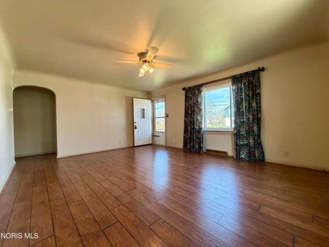 Tiny photo for 516 Ralston Avenue, Defiance, OH 43512 (MLS # 10006119)