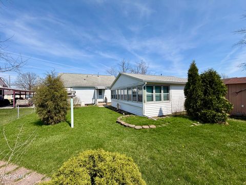 Tiny photo for 516 Ralston Avenue, Defiance, OH 43512 (MLS # 10006119)