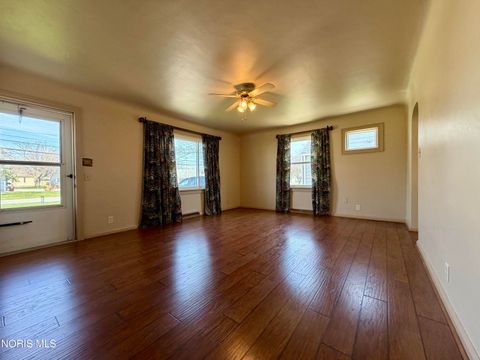 Tiny photo for 516 Ralston Avenue, Defiance, OH 43512 (MLS # 10006119)