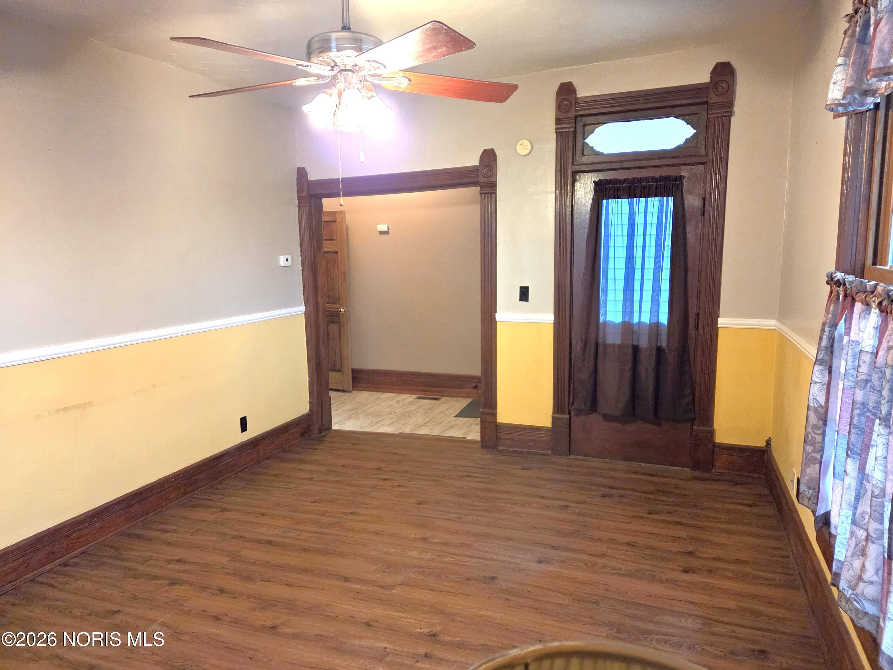 122 W Broadway Street