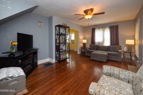 Tiny photo for 3821 Orono Drive, Toledo, OH 43614 (MLS # 10011253)