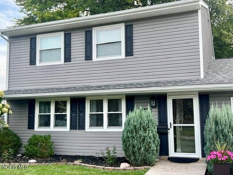 Photo of 5212 Planet Avenue, Toledo, OH 43623 (MLS # 10013732)