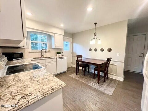 Tiny photo for 5212 Planet Avenue, Toledo, OH 43623 (MLS # 10013732)