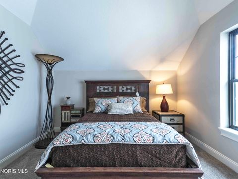 Tiny photo for 2 W Lake Road, Vermilion, OH 44089 (MLS # 10004471)