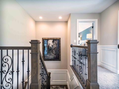 Tiny photo for 2 W Lake Road, Vermilion, OH 44089 (MLS # 10004471)