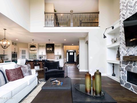 Tiny photo for 2 W Lake Road, Vermilion, OH 44089 (MLS # 10004471)