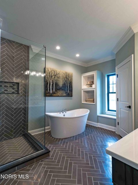 Tiny photo for 2 W Lake Road, Vermilion, OH 44089 (MLS # 10004471)