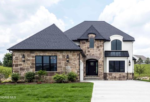 Tiny photo for 2 W Lake Road, Vermilion, OH 44089 (MLS # 10004471)