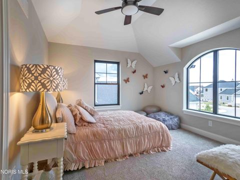 Tiny photo for 2 W Lake Road, Vermilion, OH 44089 (MLS # 10004471)